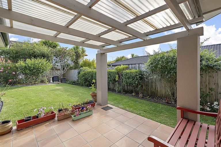 Photo of property in 22 Jelas Road, Red Beach, 0932