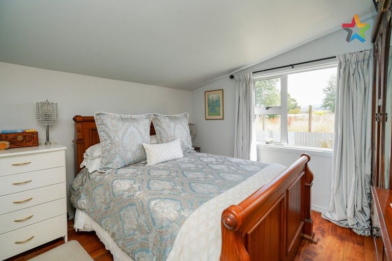 Photo of property in 18 David Street, Ohai, 9635