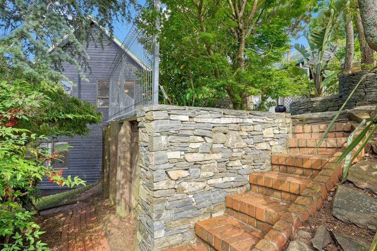 Photo of property in 2/54 Mcdowell Crescent, Hillcrest, Auckland, 0627