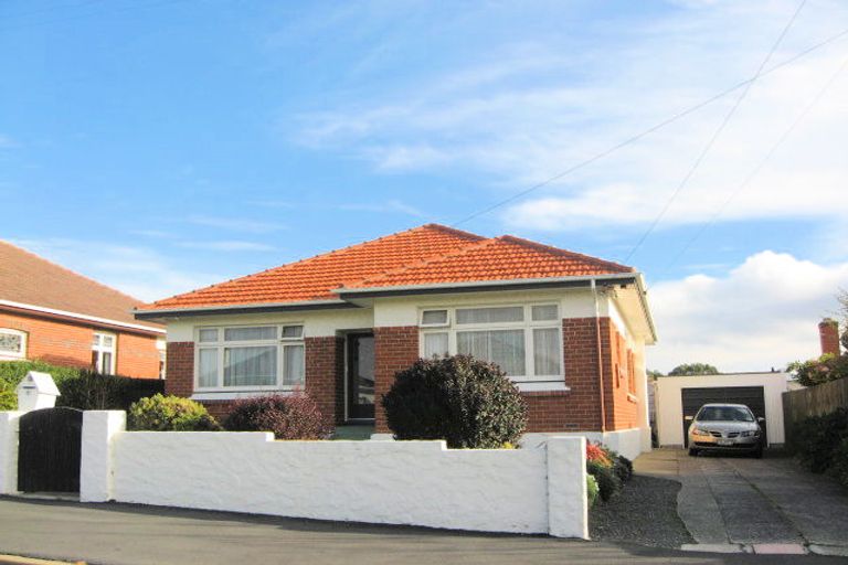 Photo of property in 51 Stirling Street, Andersons Bay, Dunedin, 9013