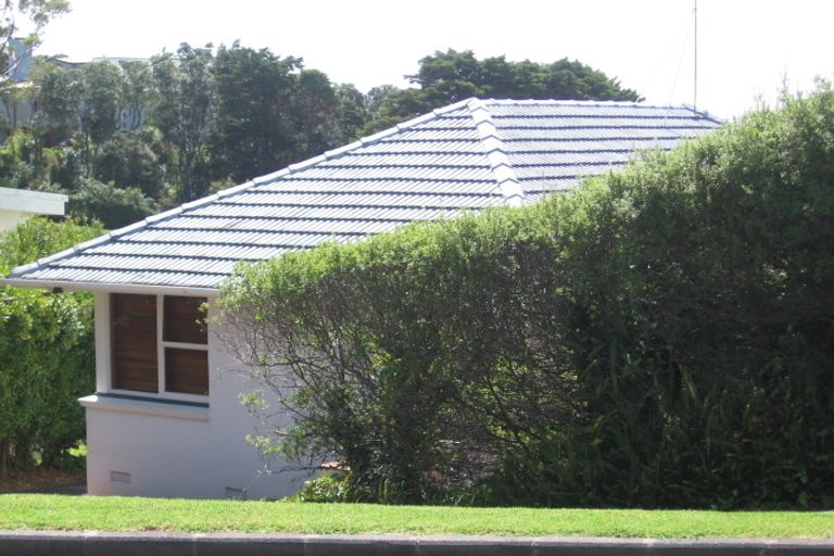 Photo of property in 83 Churchill Road, Murrays Bay, Auckland, 0630