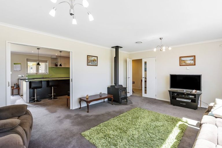 Photo of property in 19 Jade Lane, Paraparaumu, 5032