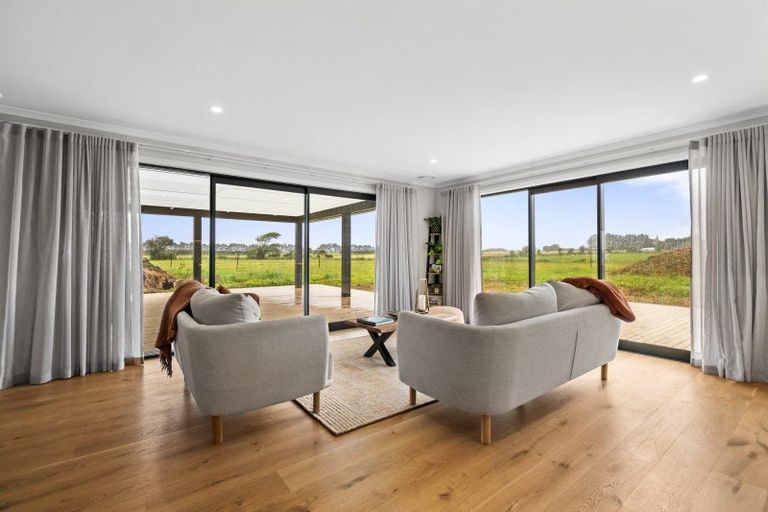 Photo of property in 61 Tennants Road, Bulls, 4894