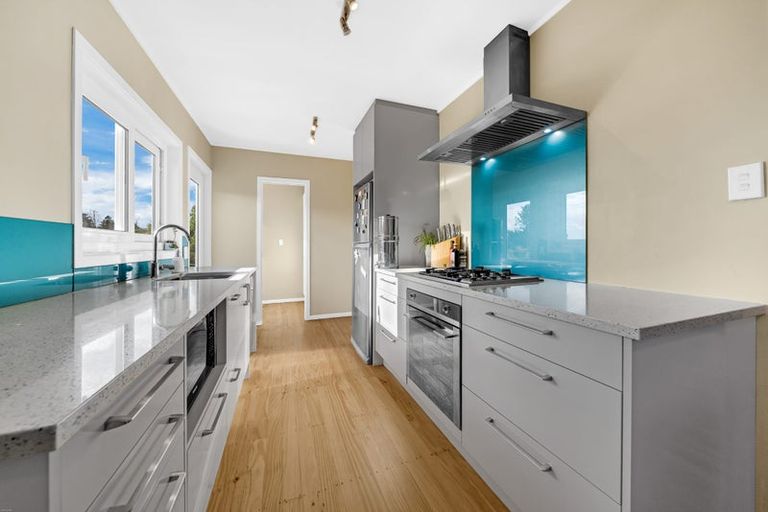 Photo of property in 107 Birkdale Road, Birkdale, Auckland, 0626