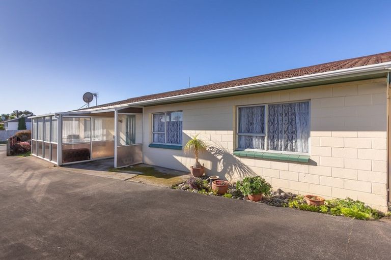 Photo of property in 216 Parklands Avenue, Bell Block, New Plymouth, 4312