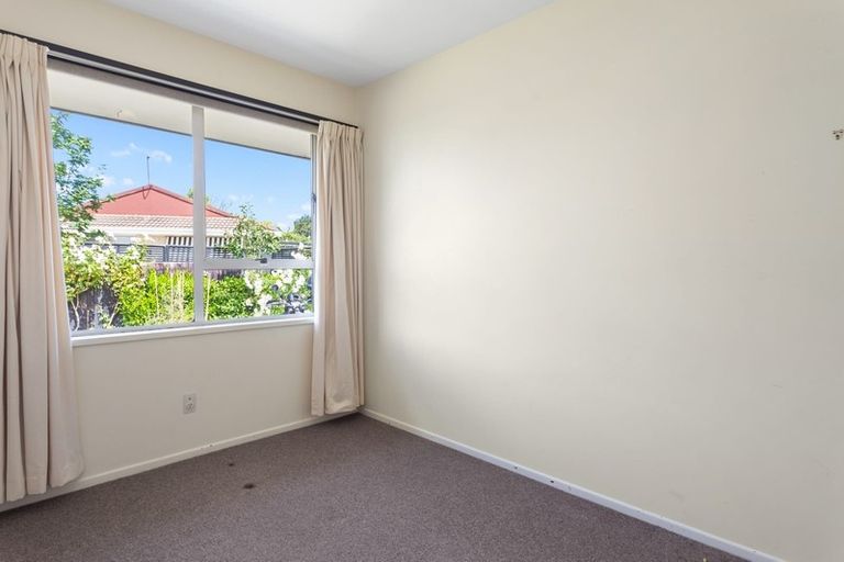 Photo of property in 1/120 Blighs Road, Strowan, Christchurch, 8052