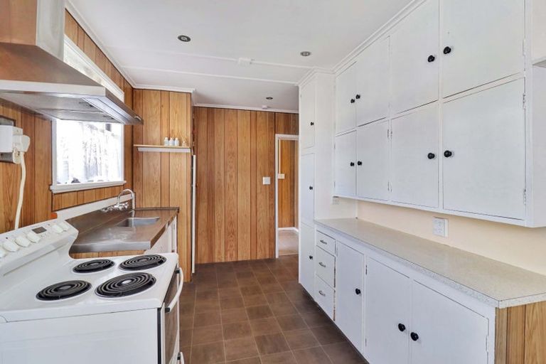 Photo of property in 384 Cambridge Terrace, Naenae, Lower Hutt, 5011