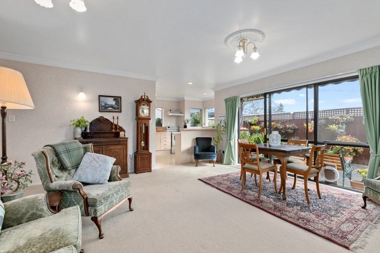 Photo of property in 3/24 Fourth Avenue, Tauranga, 3110