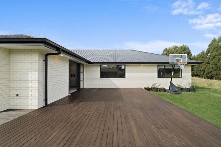 Photo of property in 9 Tate Crescent, Green Island, Dunedin, 9018