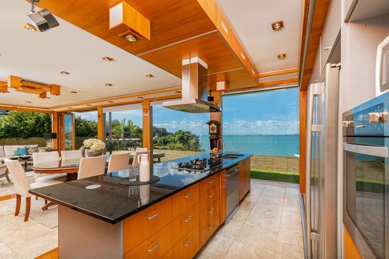 Photo of property in 27 Oban Road, Browns Bay, Auckland, 0630