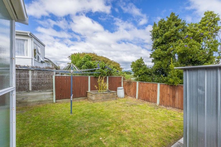 Photo of property in 12 Kowhai Grove, Raumati Beach, Paraparaumu, 5032