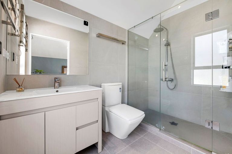 Photo of property in 10 Koropiko Lane, Flat Bush, Auckland, 2019