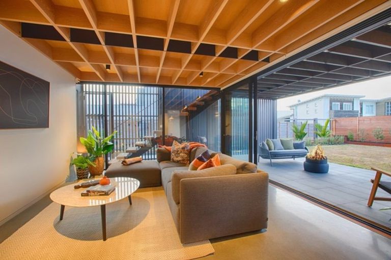 Photo of property in 57 Taumata Road, Omaha, 0986