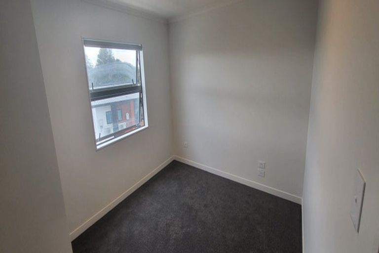 Photo of property in 101/30 Shortfin Place, Flat Bush, Auckland, 2019