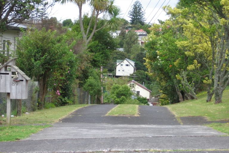 Photo of property in 2/87 Stanley Road, Glenfield, Auckland, 0629