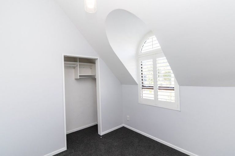 Photo of property in Lynster Mews, 10c Standen Street, Karori, Wellington, 6012