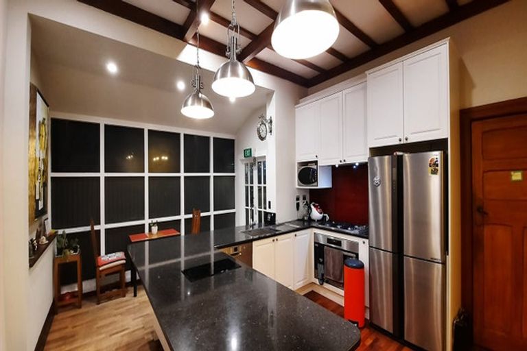 Photo of property in 361 Karori Road, Karori, Wellington, 6012