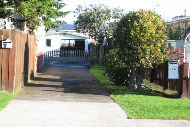 Photo of property in 2/19 Doment Crescent, Orewa, 0931