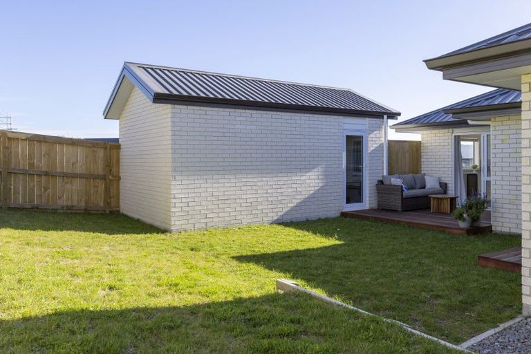 Photo of property in 52 Maunganamu Drive, Wharewaka, Taupo, 3330