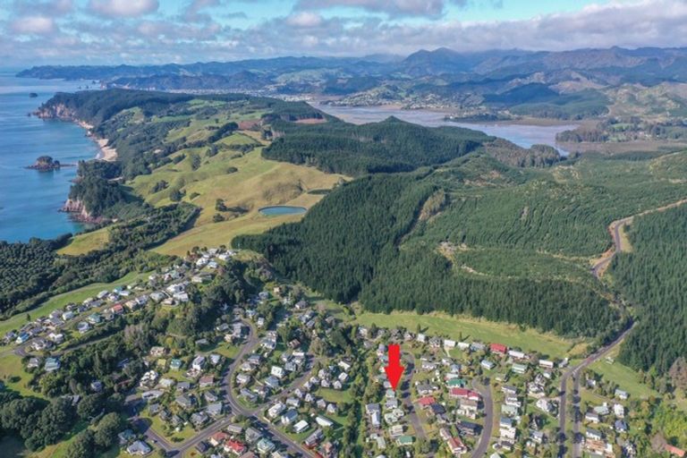 Photo of property in 221 Russell Bruce Place, Onemana, Whangamata, 3691