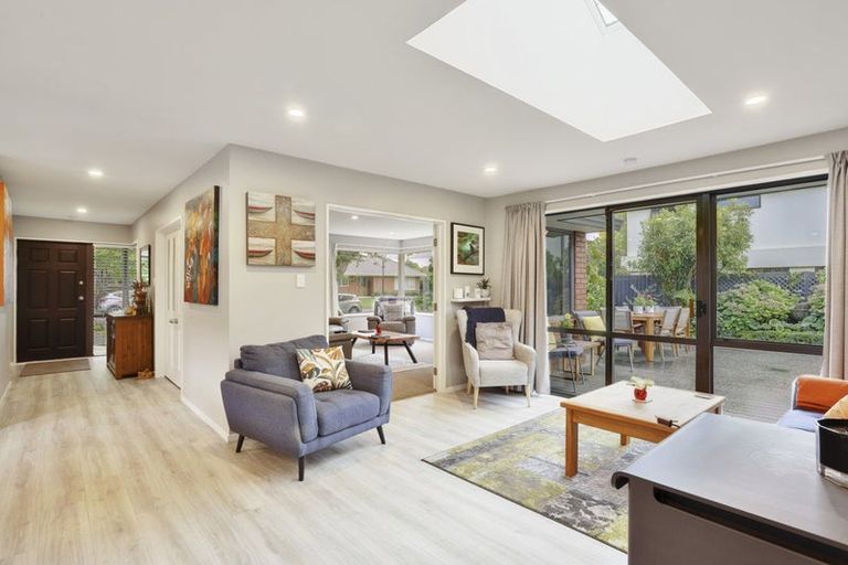 Photo of property in 17 Windsor Court, Rangiora, 7400