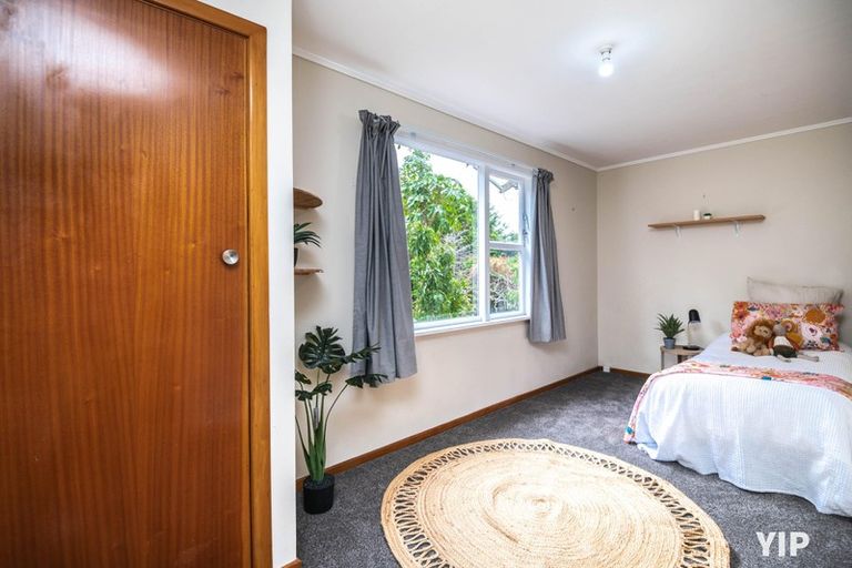 Photo of property in 18 Elliott Street, Johnsonville, Wellington, 6037