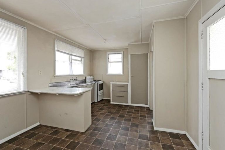 Photo of property in 66 Lipscombe Crescent, Havelock North, 4130