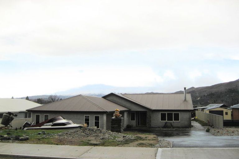 Photo of property in 57 Shields Street, Clyde, 9330