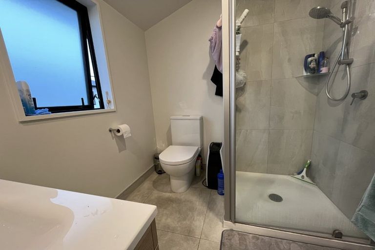 Photo of property in 2/52 Hills Road, Edgeware, Christchurch, 8013