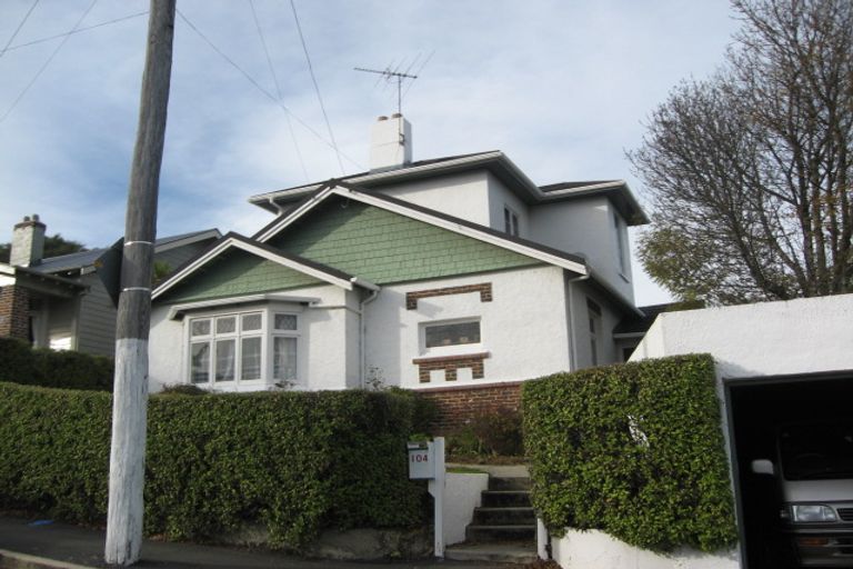 Photo of property in 104 Signal Hill Road, Opoho, Dunedin, 9010
