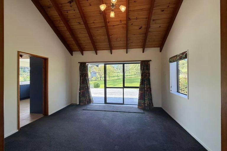 Photo of property in 175 Redoubt Road, Flat Bush, Auckland, 2019