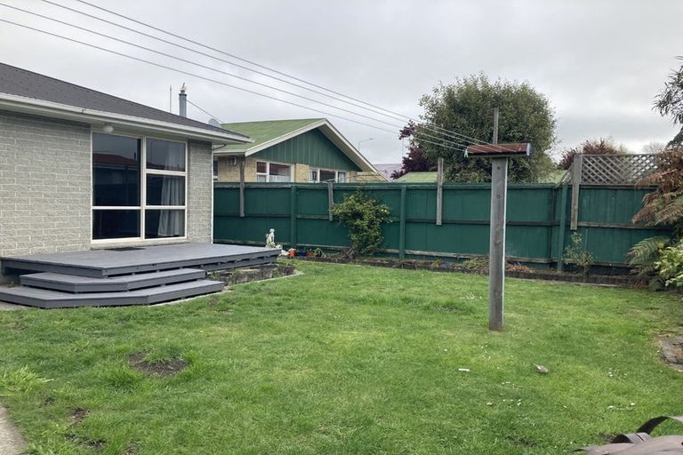 Photo of property in 5 Kathleen Crescent, Hornby, Christchurch, 8042