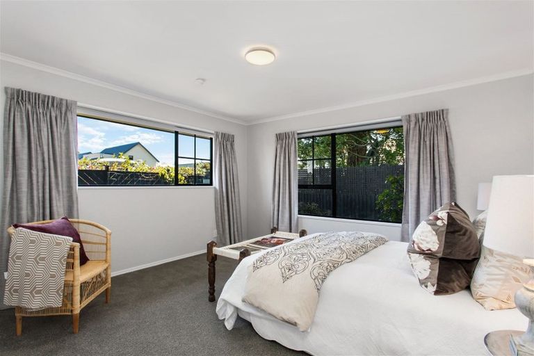 Photo of property in 26b Bryndwr Road, Fendalton, Christchurch, 8052