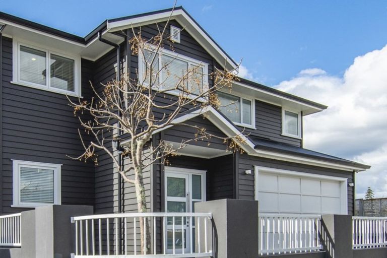 Photo of property in 379b Oceanbeach Road, Mount Maunganui, 3116