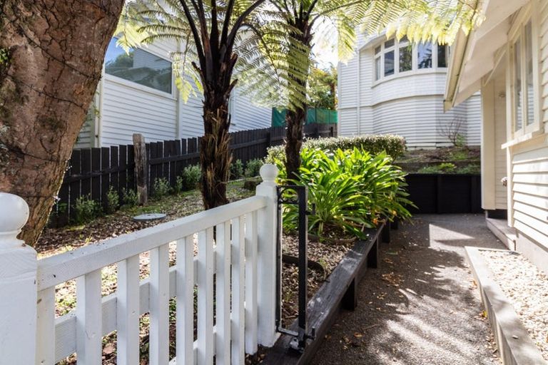 Photo of property in 68 Homewood Avenue, Karori, Wellington, 6012