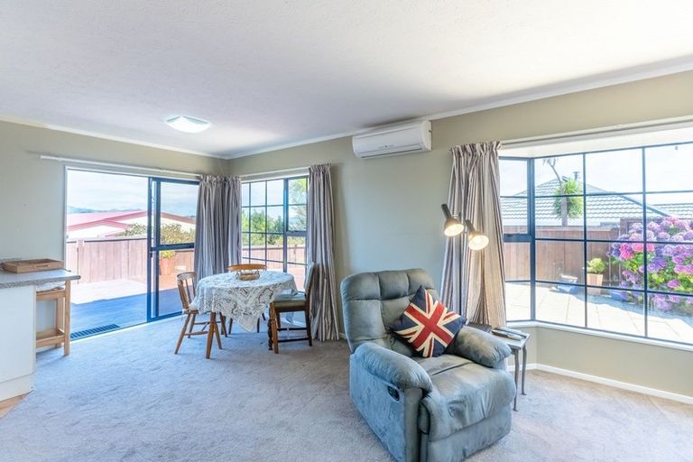 Photo of property in 19b Kentwood Drive, Woodridge, Wellington, 6037