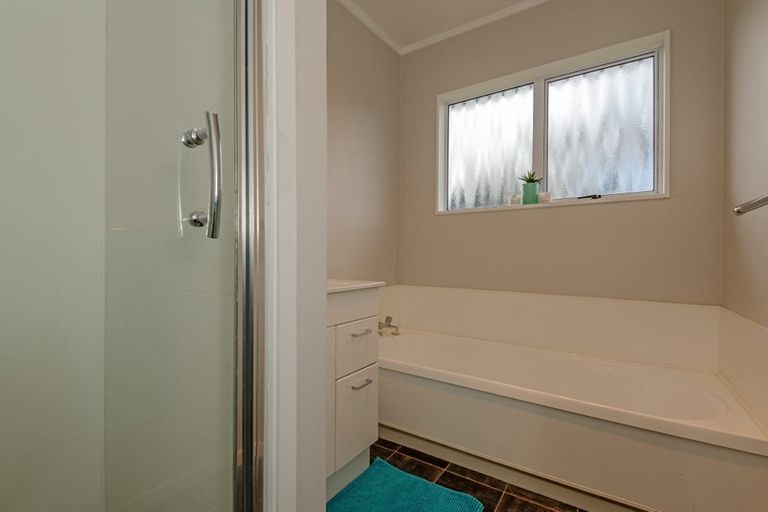 Photo of property in 42 Caroline Drive, Feilding, 4702