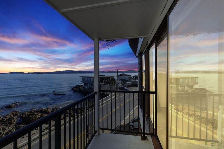 Photo of property in 607a Marine Drive, Days Bay, Lower Hutt, 5013