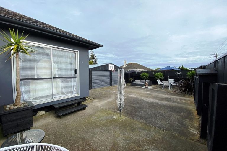 Photo of property in 74 Tauhuri Street, Manaia, 4612