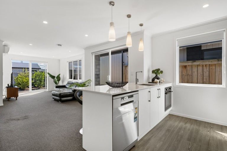 Photo of property in 24 Foley Grove, Pyes Pa, Tauranga, 3110