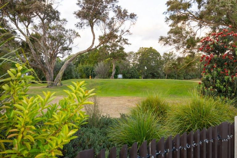 Photo of property in 7 Kanuka Drive, Hokowhitu, Palmerston North, 4410