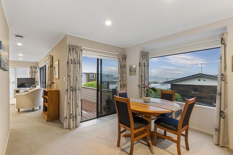 Photo of property in 2/28 Mark Edward Drive, Half Moon Bay, Auckland, 2012
