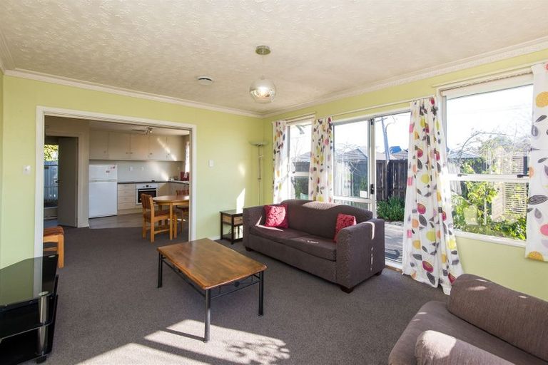 Photo of property in 1/1 Solway Avenue, Ilam, Christchurch, 8041