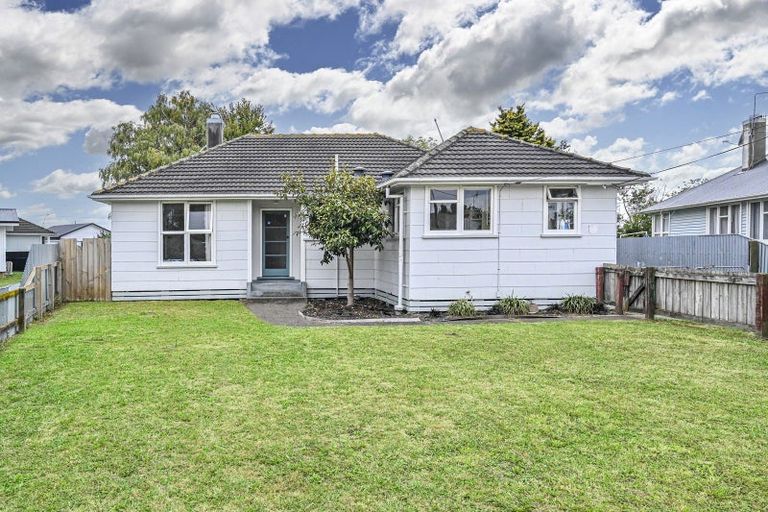 Photo of property in 1023 Bledisloe Street, Raureka, Hastings, 4120