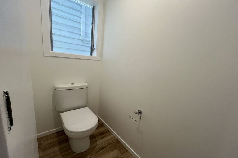 Photo of property in 16 Austin Street, Mount Victoria, Wellington, 6011