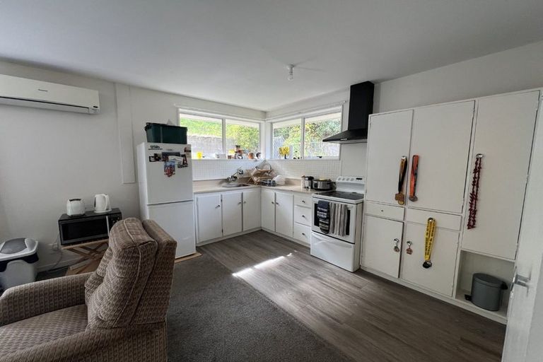 Photo of property in 46a Hawkhurst Road, Lyttelton, 8082