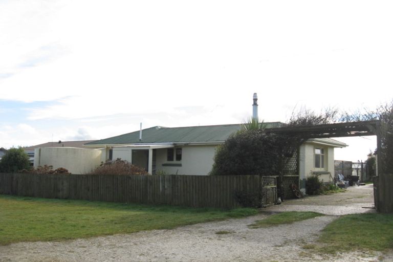Photo of property in 41 Somerville Street, Woodend, Invercargill, 9877