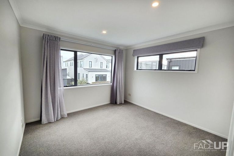 Photo of property in 16 Chaffinch Road, Hobsonville, Auckland, 0616
