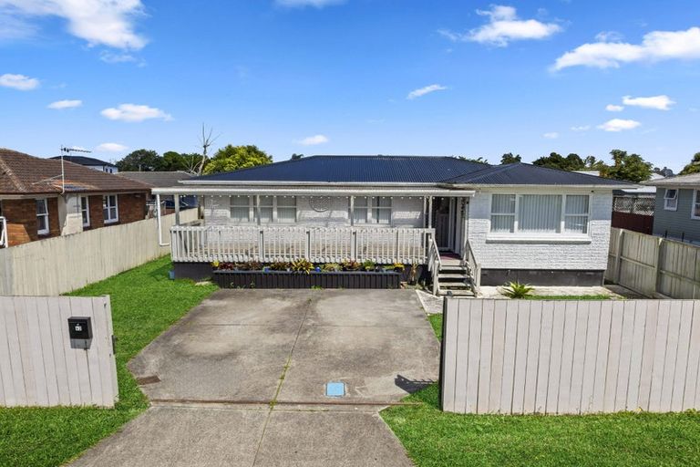 Photo of property in 43 President Avenue, Papakura, 2110