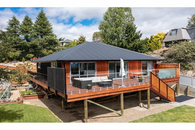 Photo of property in 9 Kamaka Crescent, Bridge Hill, Alexandra, 9320